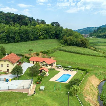 Ruralna Kuca 'Villa Zagorka' Za Odmor Sa Bazenom I Bocalistem Donja Pacetina Dış mekan fotoğraf